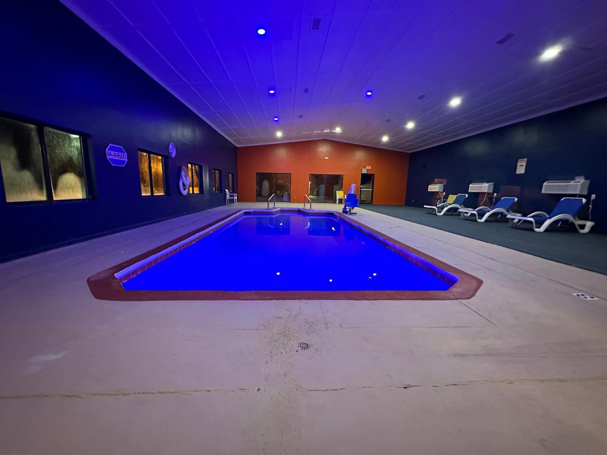 Hotel Super 8 By Wyndham Tucumcari Esterno foto